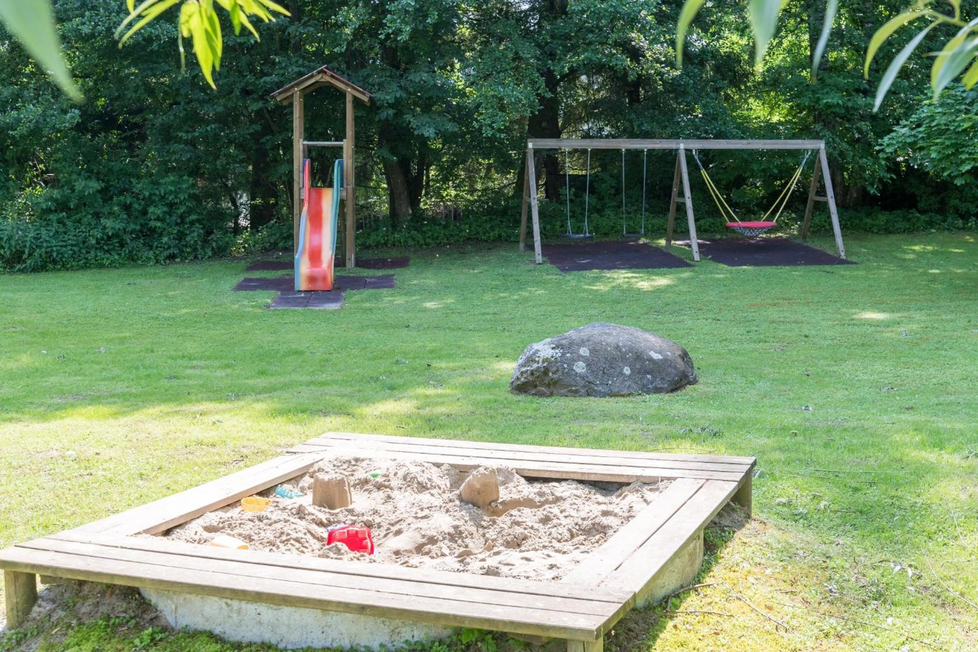 Mooki Loft&Lake Ossiacher See Gerlitzen Own Beach Villach Exterior foto